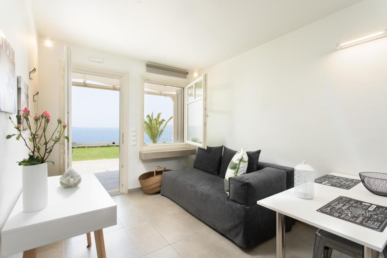 Villa Itis - Elegant Ground Floor Suite With Terrace & Great View Неаполис Экстерьер фото
